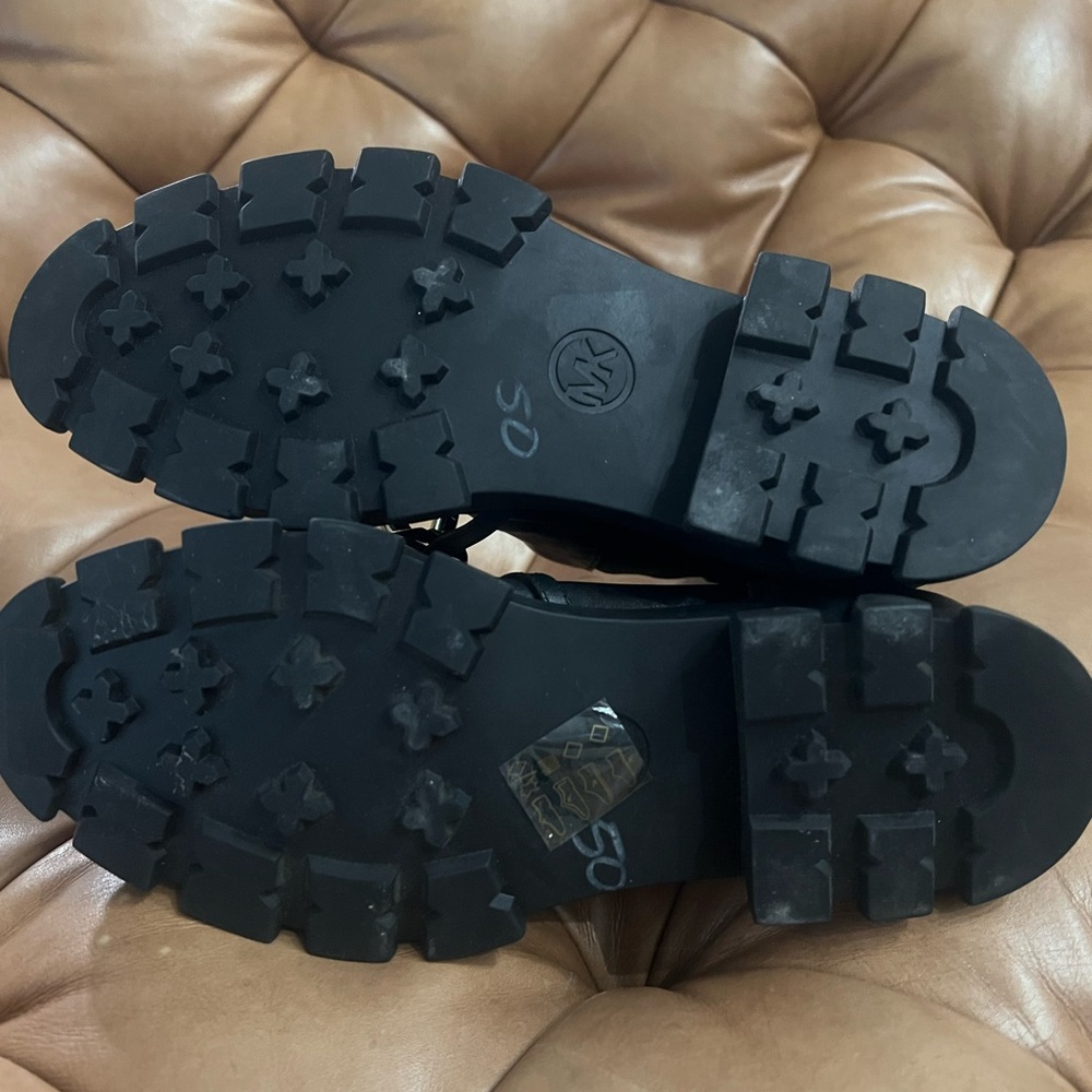 Michael Kors Black Leather Ankle Boots with Gold Chain - Picture 5 of 5